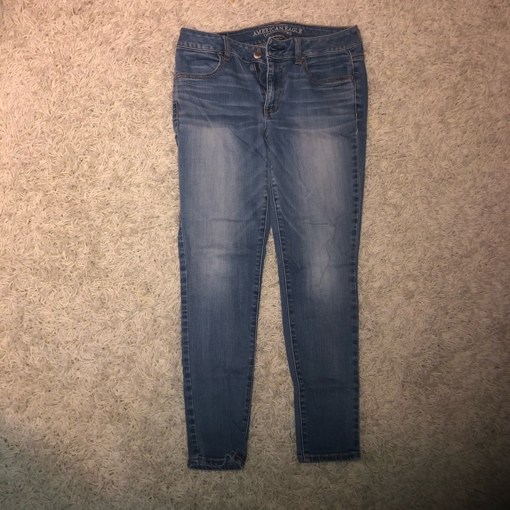 AMERICAN EAGLE SUPER STRETCH JEANS